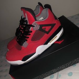 Toro Bravo 4s (2013)